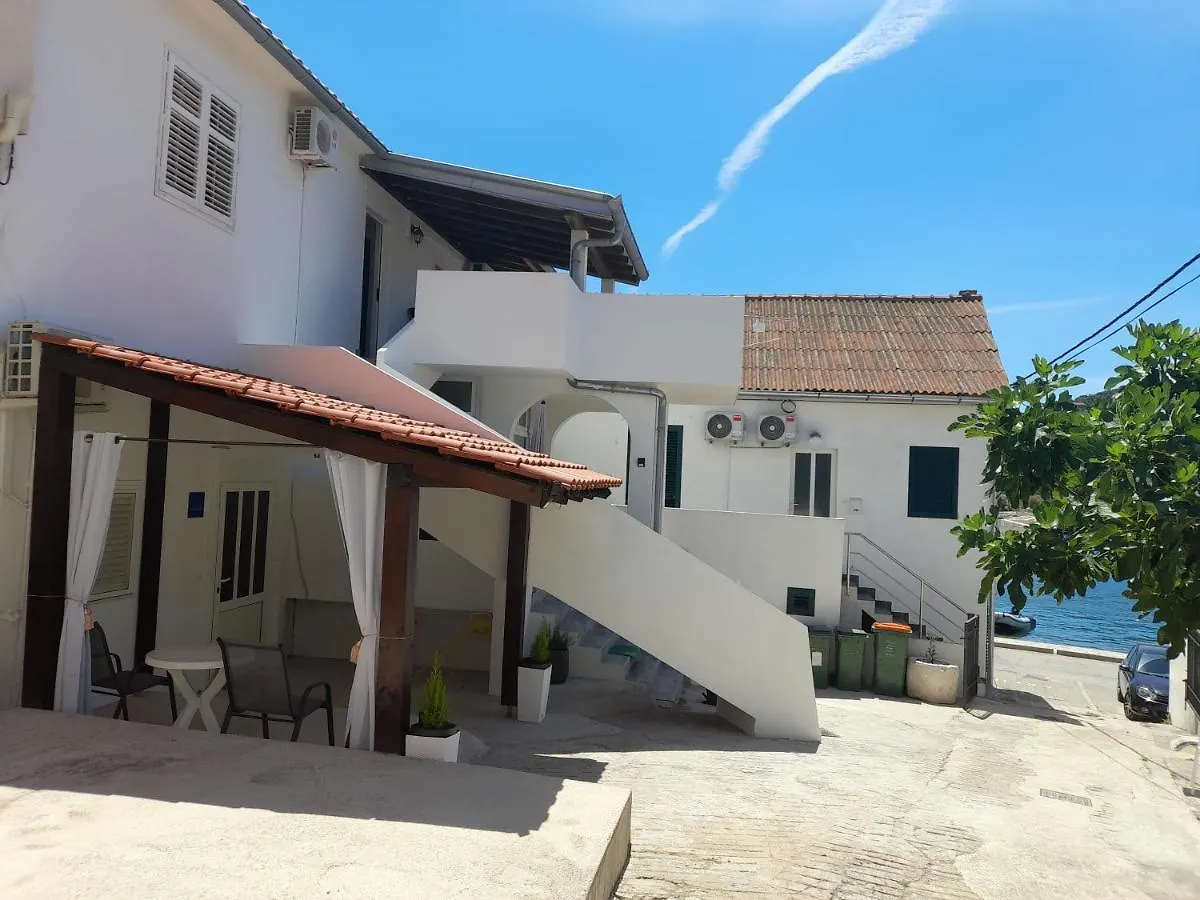 קאלי Colour Apartments 0*,  קרואטיה