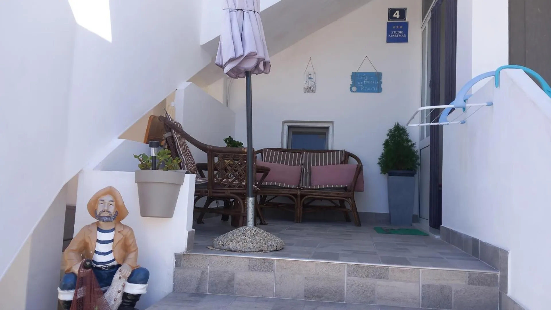 קאלי Colour Apartments