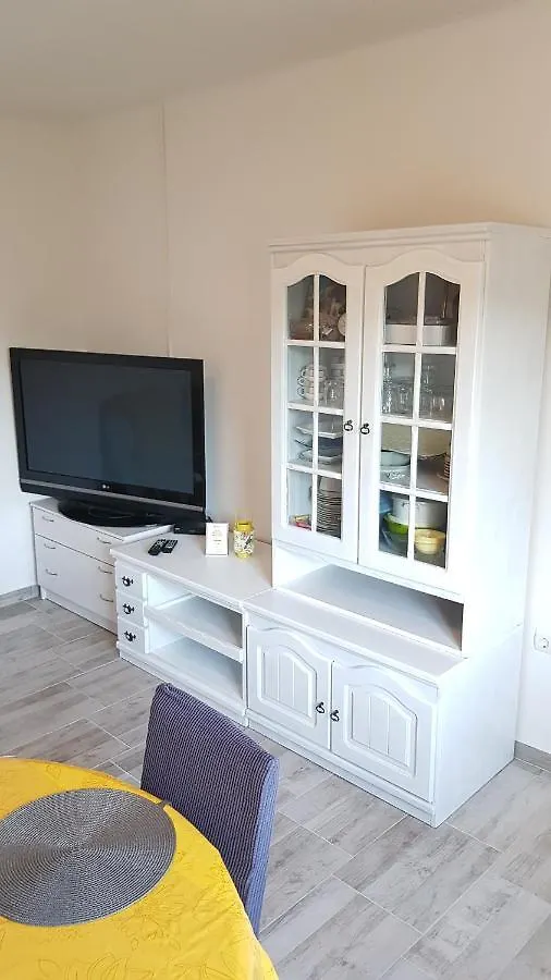 קאלי Colour Apartments